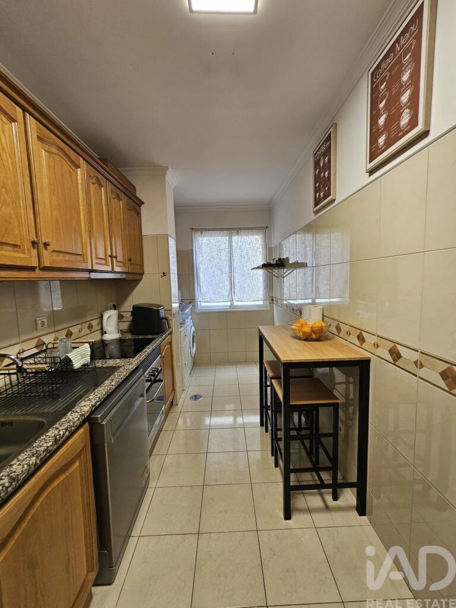 Apartamento T2 para Venda em Caniço Foto 5