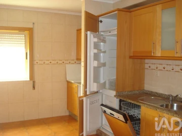 Apartamento T3 para Venda em Margaride, Várzea, Lagares, Varziela, Moure