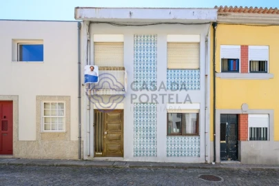 Moradia T5 para Venda em Aldoar, Foz do Douro e Nevogilde