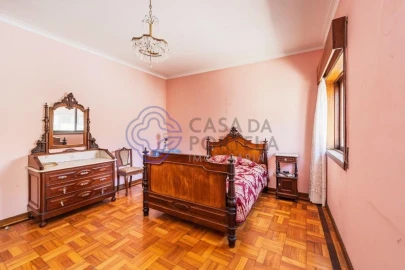 Moradia T5 para Venda em Aldoar, Foz do Douro e Nevogilde