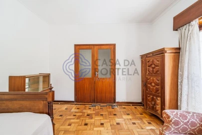 Moradia T5 para Venda em Aldoar, Foz do Douro e Nevogilde