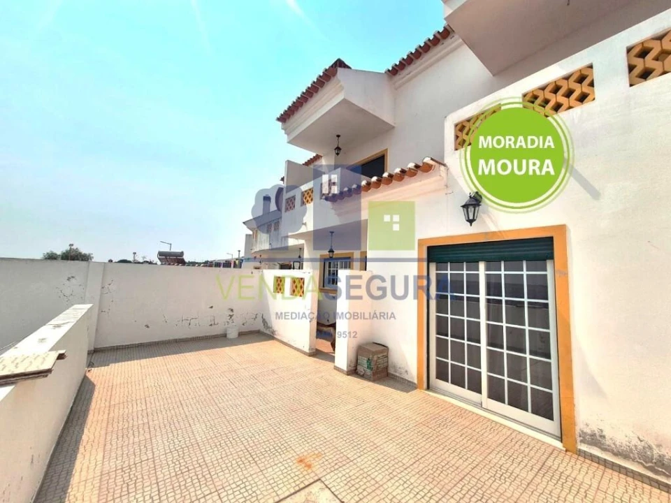 Moradia T4 para Venda em Safara e Santo Aleixo da Restauração Foto 1
