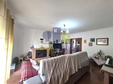 Moradia T4 para Venda em Safara e Santo Aleixo da Restauração
