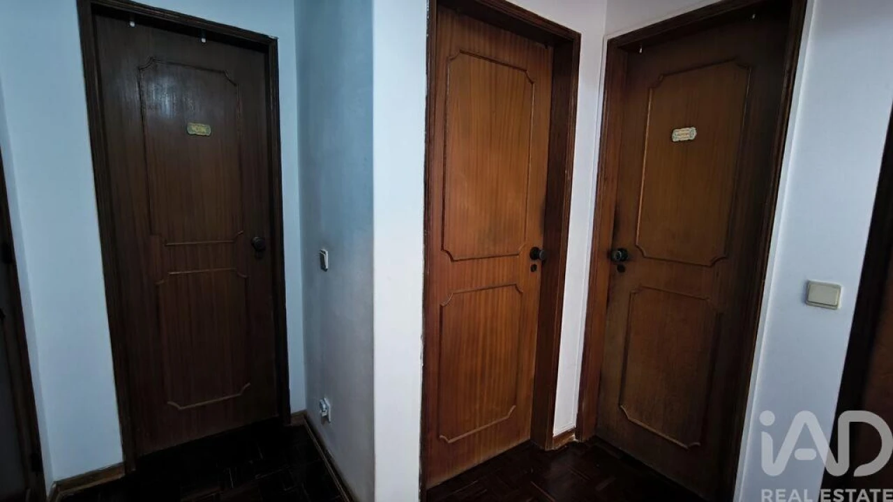 Apartamento T3 para Venda em Faro (Sé e São Pedro) Foto 12