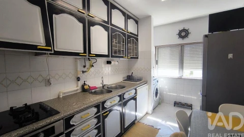 Apartamento T3 para Venda em Faro (Sé e São Pedro)