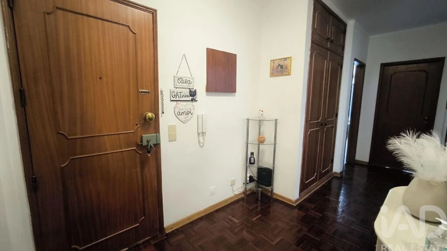 Apartamento T3 para Venda em Faro (Sé e São Pedro) Foto 16