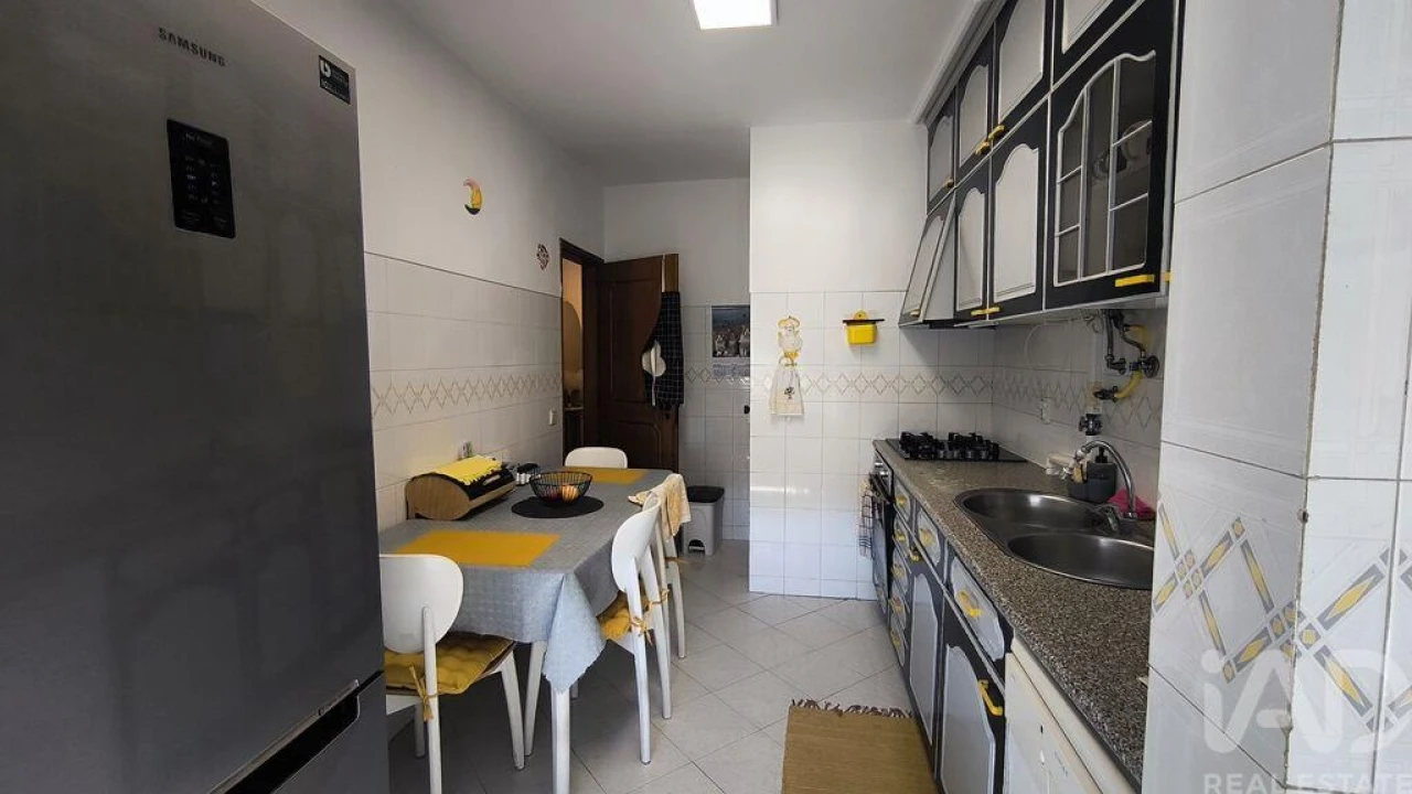 Apartamento T3 para Venda em Faro (Sé e São Pedro) Foto 15