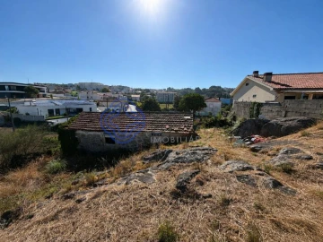 Moradia T2 para Venda em Fânzeres e São Pedro da Cova