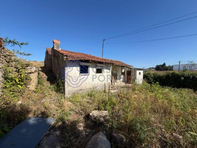 Moradia T2 para Venda em Fânzeres e São Pedro da Cova Foto 3