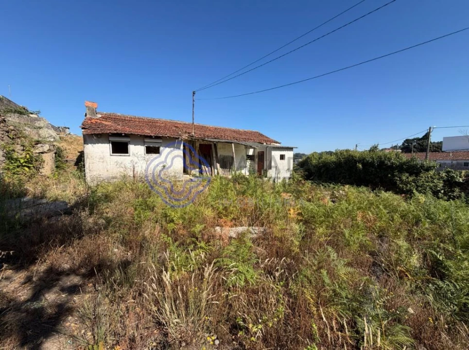 Moradia T2 para Venda em Fânzeres e São Pedro da Cova Foto 2