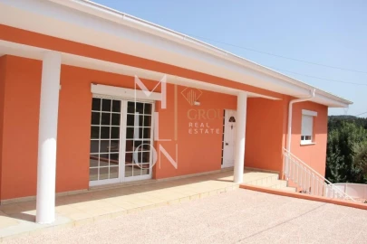 Moradia T4 para Venda em Canedo, Vale e Vila Maior