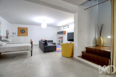 Moradia T3 para Venda em Faro (Sé e São Pedro)