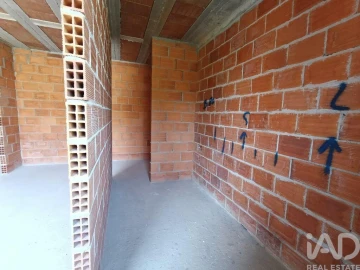 Apartamento T3 para Venda em Geraz do Lima (Santa Maria, Santa Leocádia, Moreira), Deão