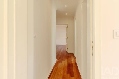 Apartamento T2 para Arrendamento em Campo de Ourique