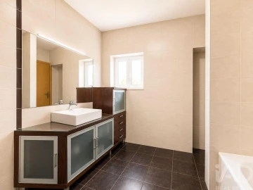 Moradia para Venda em Santa Cruz/Trindade e Sanjurge