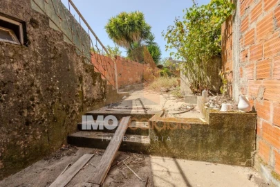 Moradia T1 para Venda em Alcanhões