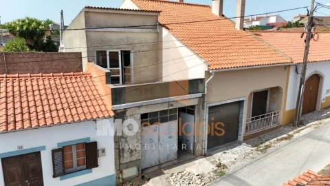 Moradia T1 para Venda em Alcanhões
