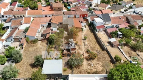 Moradia T1 para Venda em Alcanhões