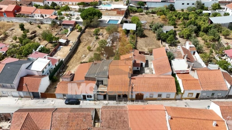 Moradia T1 para Venda em Alcanhões Foto 16