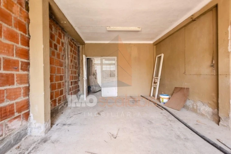 Moradia T1 para Venda em Alcanhões Foto 5