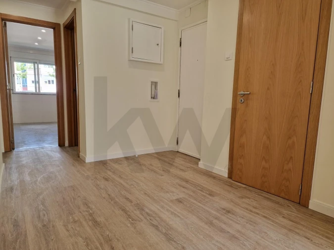 Apartamento T3 para Arrendamento em Alfragide Foto 30