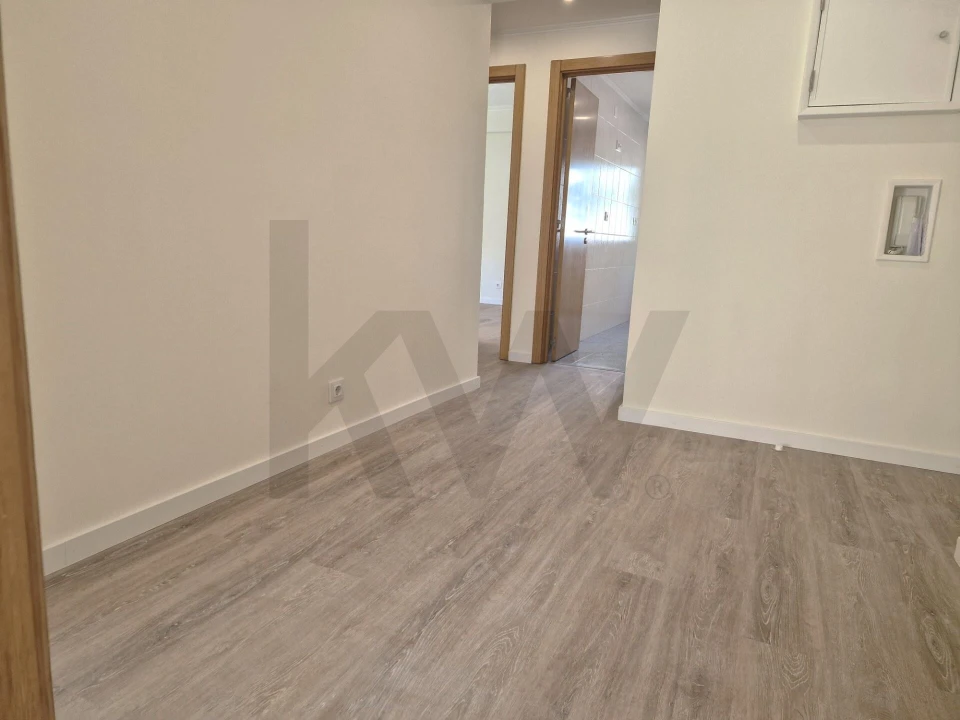 Apartamento T3 para Arrendamento em Alfragide Foto 21