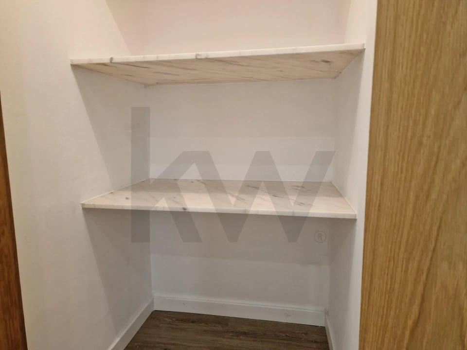Apartamento T3 para Arrendamento em Alfragide Foto 41