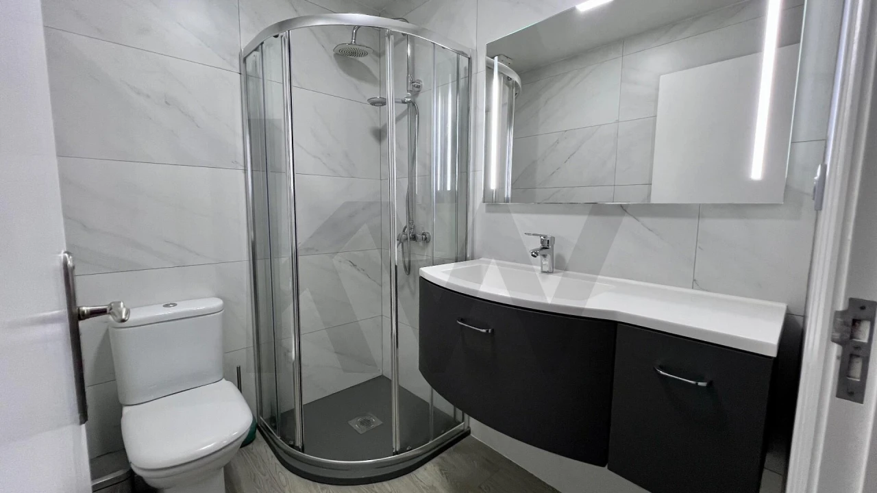 Apartamento T3 para Arrendamento em Caniço Foto 13