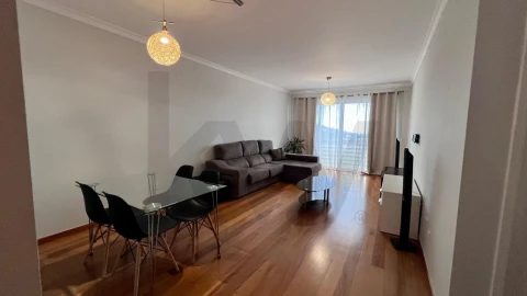 Apartamento T3 para Arrendamento em Caniço