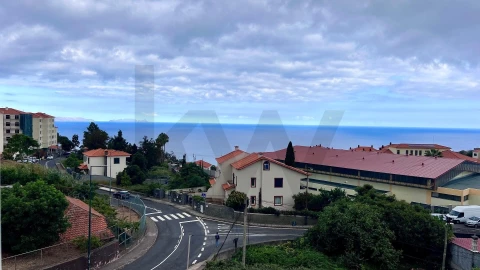 Apartamento T3 para Arrendamento em Caniço