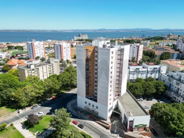 Apartamento T3 para Venda em Marvila