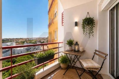 Apartamento T3 para Venda em Marvila