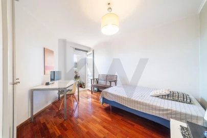 Apartamento T3 para Venda em Marvila