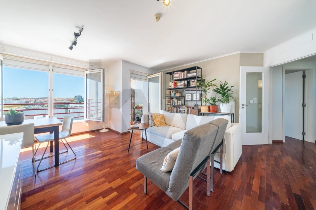 Apartamento T3 para Venda em Marvila Foto 1
