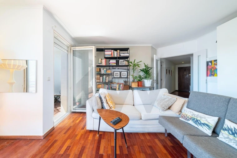 Apartamento T3 para Venda em Marvila Foto 3