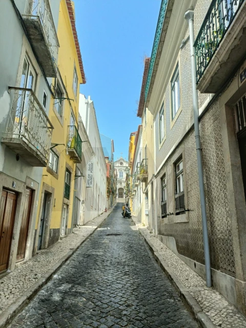 Apartamento T1 para Venda em Misericórdia