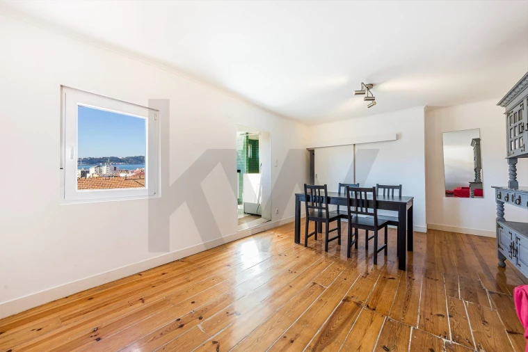 Apartamento T1 para Venda em Misericórdia Foto 6