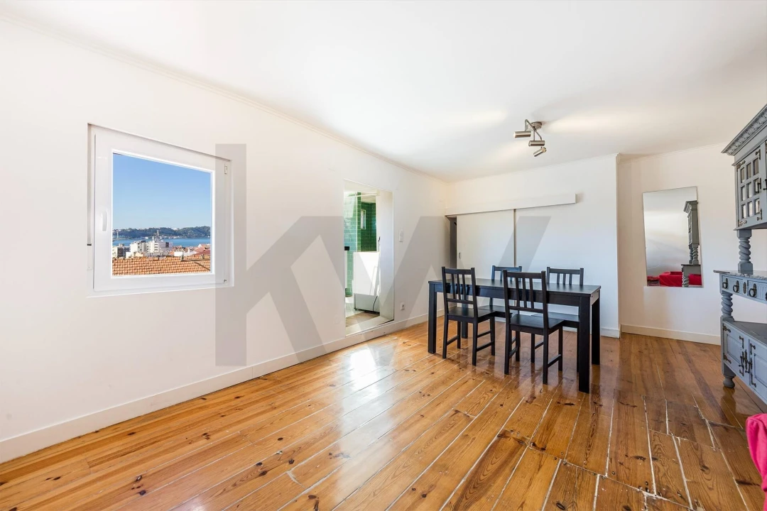 Apartamento T1 para Venda em Misericórdia Foto 6