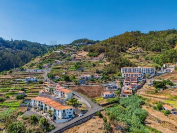 Terreno para Venda em Caniço