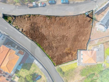 Terreno para Venda em Caniço