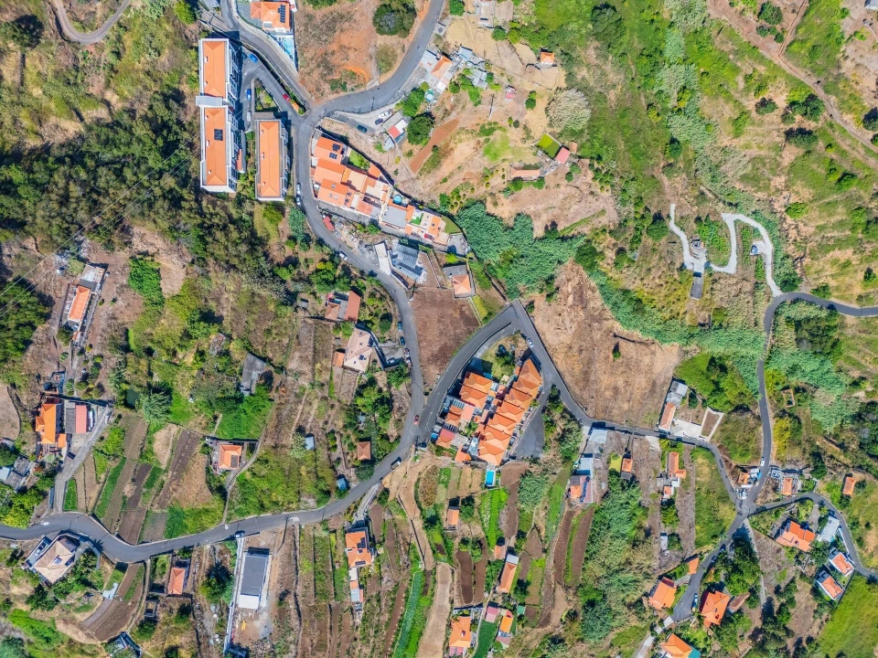 Terreno para Venda em Caniço Foto 36