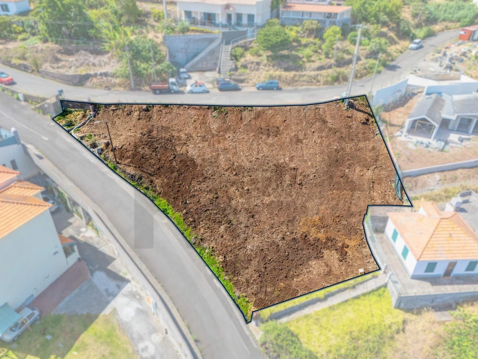 Terreno para Venda em Caniço Foto 4