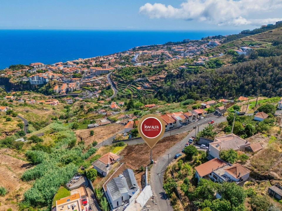 Terreno para Venda em Caniço Foto 2