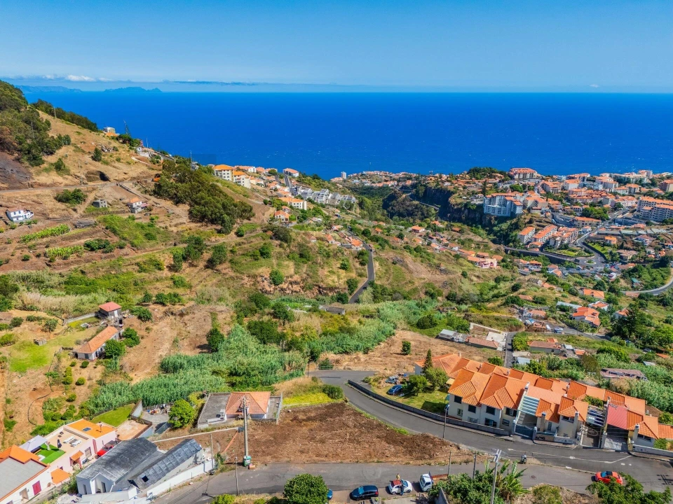 Terreno para Venda em Caniço Foto 23
