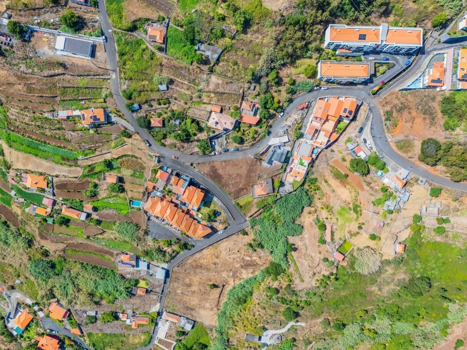 Terreno para Venda em Caniço Foto 35