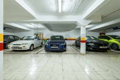 Apartamento T3 para Arrendamento em Queluz e Belas