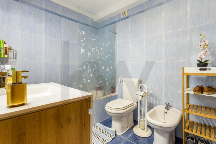 Apartamento T3 para Arrendamento em Queluz e Belas Foto 16
