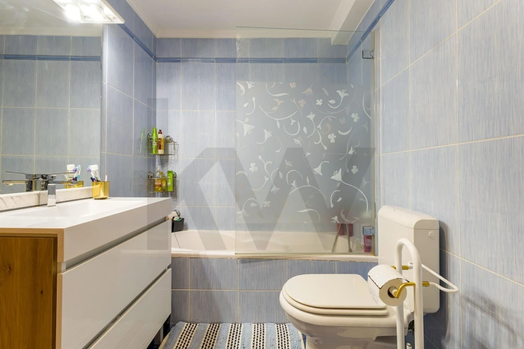 Apartamento T3 para Arrendamento em Queluz e Belas Foto 17