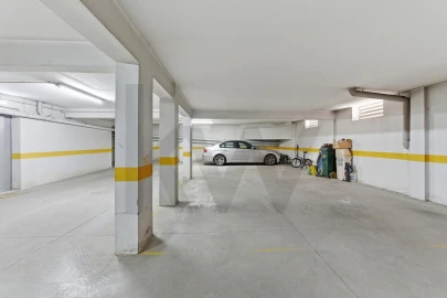 Apartamento T2 para Venda em Malveira e São Miguel de Alcainça