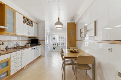 Apartamento T2 para Venda em Malveira e São Miguel de Alcainça